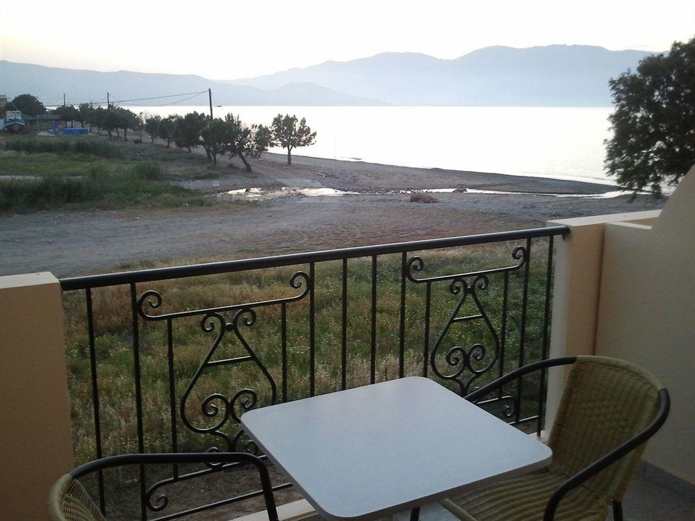 Mesogios Beach Korfalónasz Kültér fotó