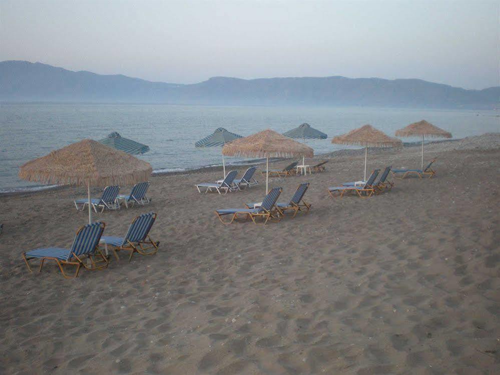 Mesogios Beach Korfalónasz Kültér fotó